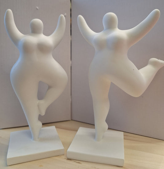 Polystone dikke dames beeldje | 20 cm | Zelf schilderen  Dansend en Staand